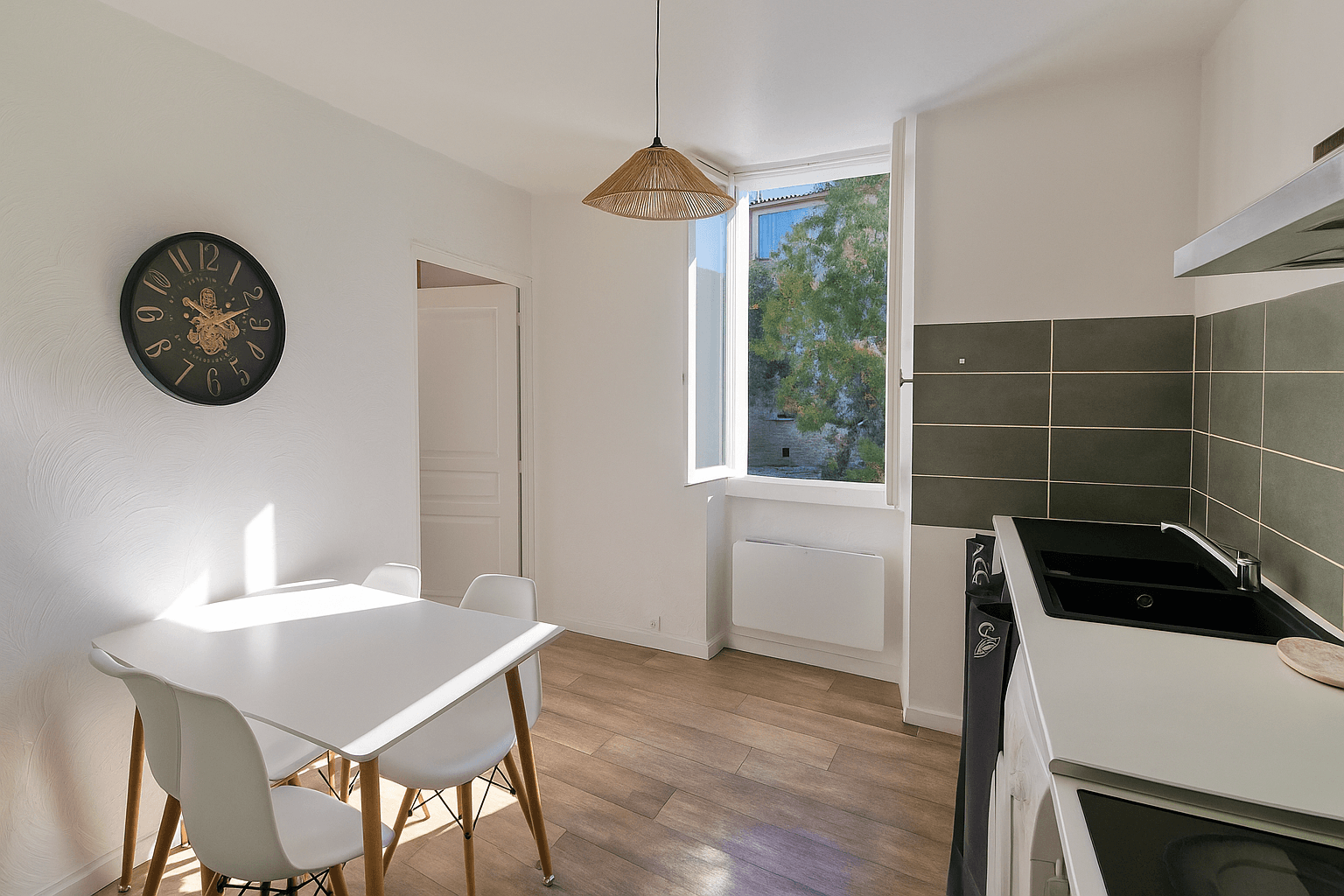 Charmant T3 en Provence, lumineux et tout confort - Photo 2